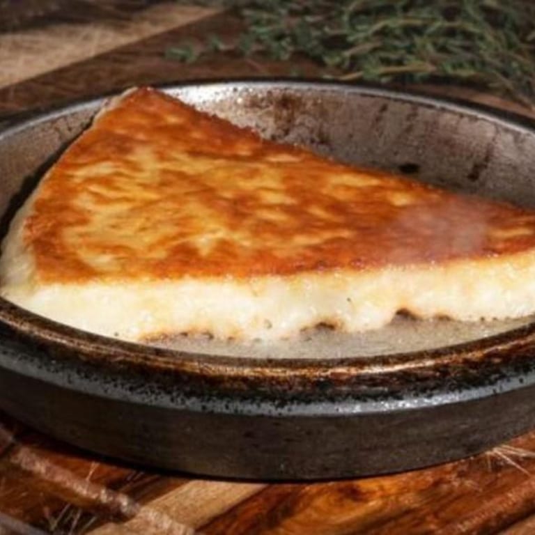 Sizzling Saganaki: A Greek Delight